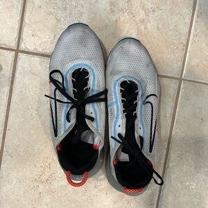 Youth size 6 white, blue, black, and pink Nike Air Maxes size (**FITS WOMEN’S 8)